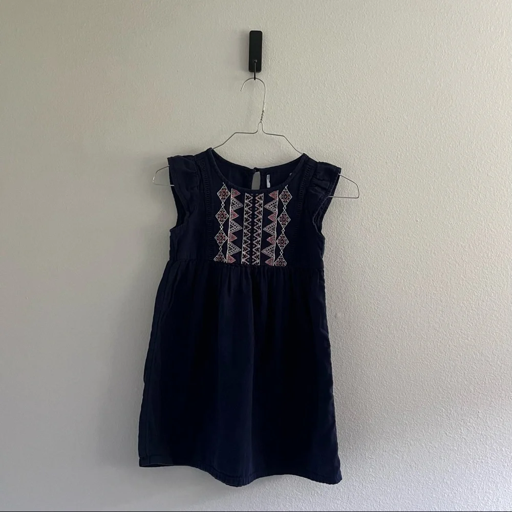 Old Navy • Flutter Sleeve‎ Embroidered Dress